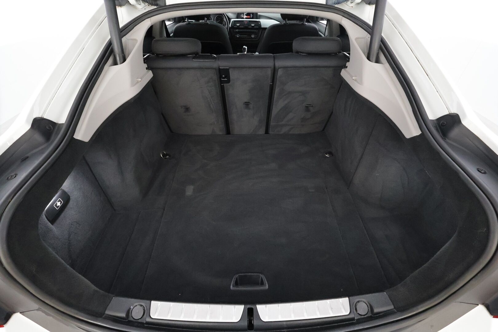 BMW 420 2016 F36 Gran Coupe 420d TwinPower Turbo A xDrive Business Automatic * Vakkari / Sporttipenkit /  xenon / P. Tutka* - Kahdet renkaat / suomi auto