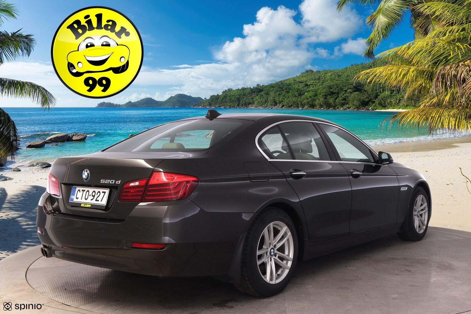 BMW 520 2015 F10 Sedan 520d A Business *ACC / Navi / Vaaleat comfortnahat / HUD / S.ratti / S.penkit / Navi / P.kamera* - Upeasti varusteltu Suomi-auto / Ei Adblueta / Michelin renkain! - HULLU BLACKWEEK KORKOTARJOUS 2,49%