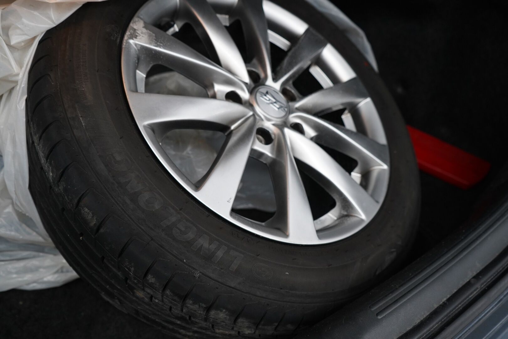 Honda Accord 2004 - YritysOutlet - Myydään vain yrityksille - Lasikatto / Lohko / Vakkari / Sähköpenkki