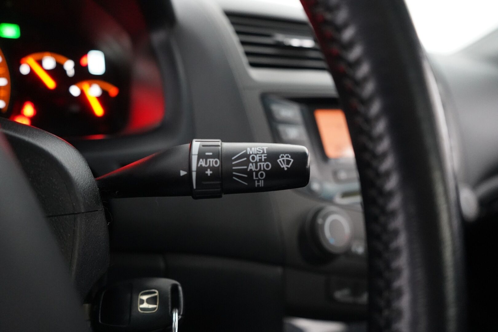 Honda Accord 2004 - YritysOutlet - Myydään vain yrityksille - Lasikatto / Lohko / Vakkari / Sähköpenkki