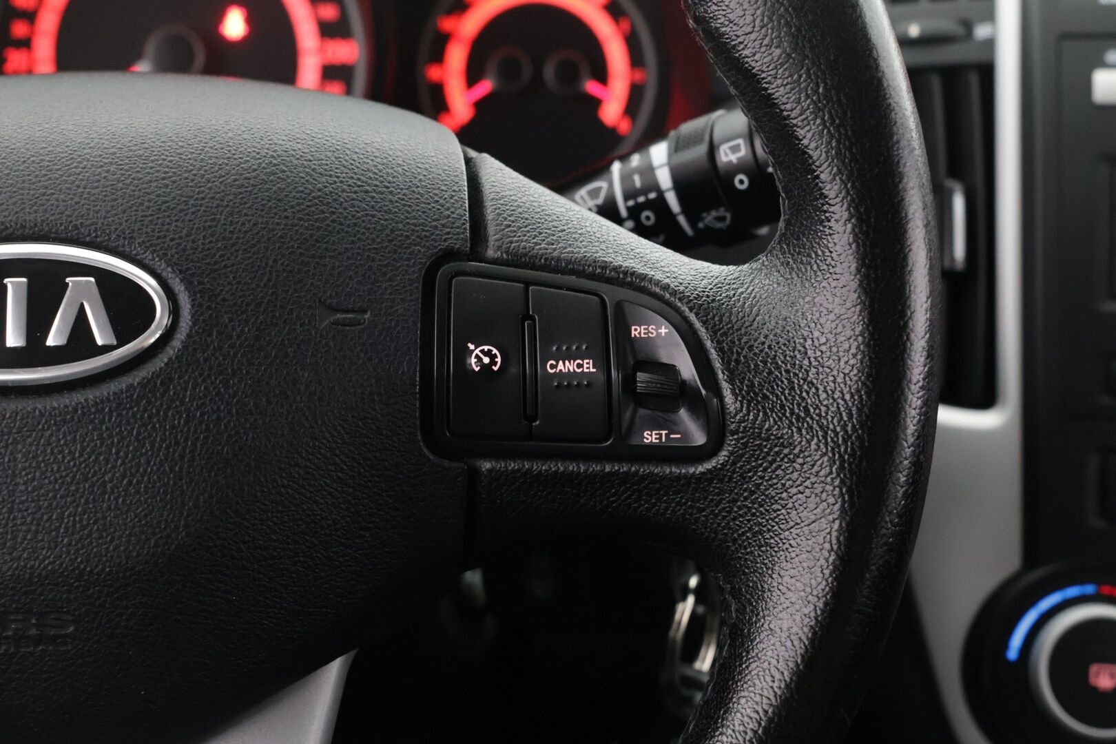 Kia cee'd 2010 2,0 EX SW - *Myydään Huutokaupat.com!*