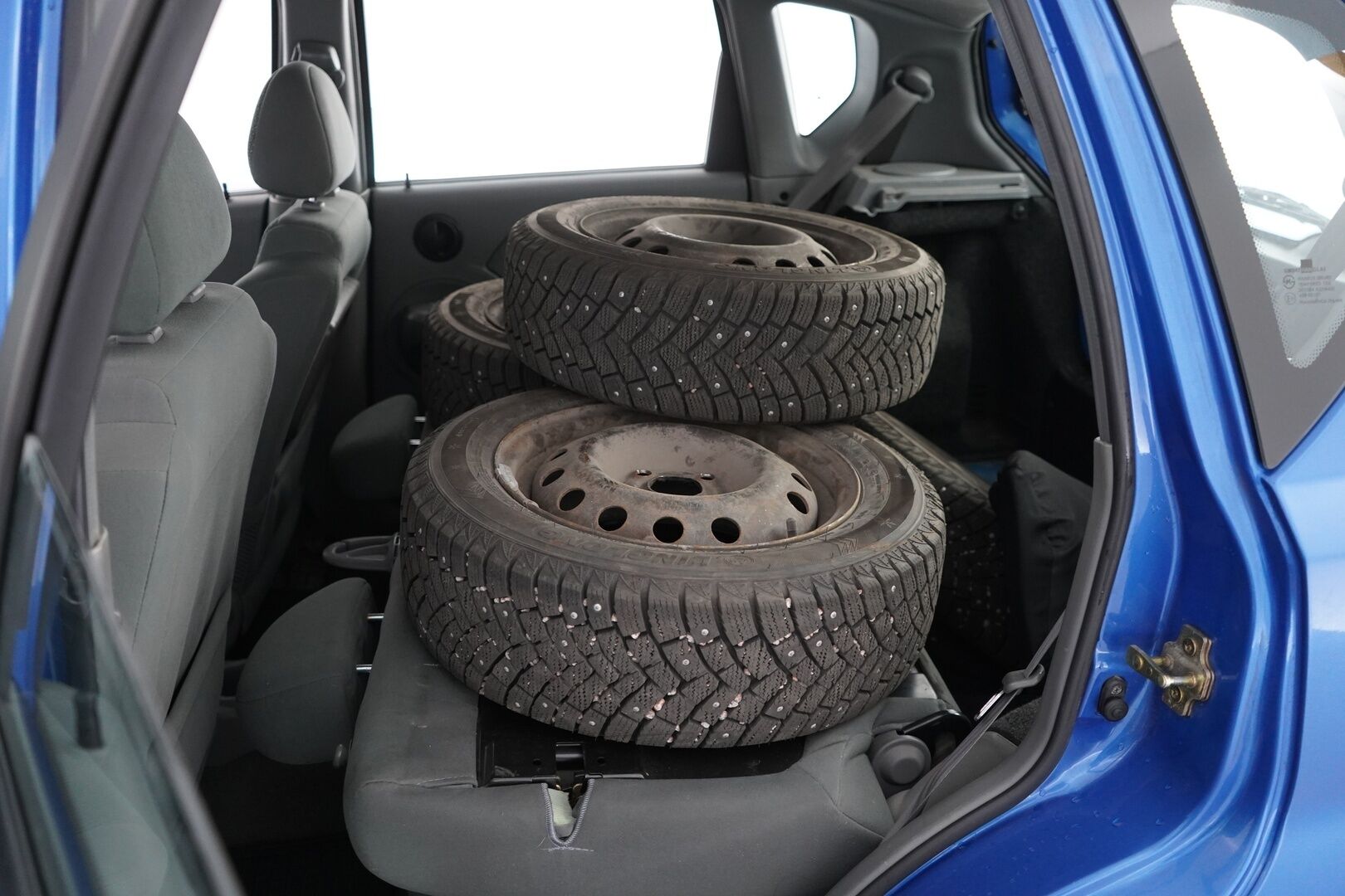 Chevrolet Kalos 2005 Hatchback 1.4 - YritysOutlet - Myydään vain yrityksille - Ilmastointi | Lohko+sisä | Seuraava katsastus 05/2027 / Kahdet renkaat