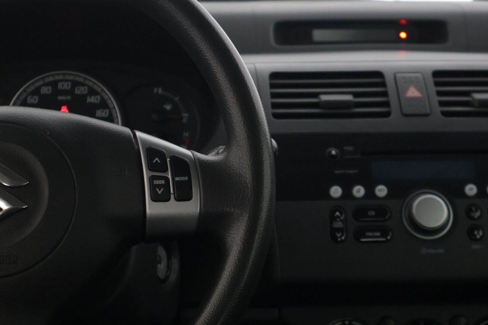 Suzuki Swift 2005 1,3  *YritysOutlet - Myydään vain yrityksille - YritysOutlet - Myydään vain yrityksille* - 2x Renkailla 