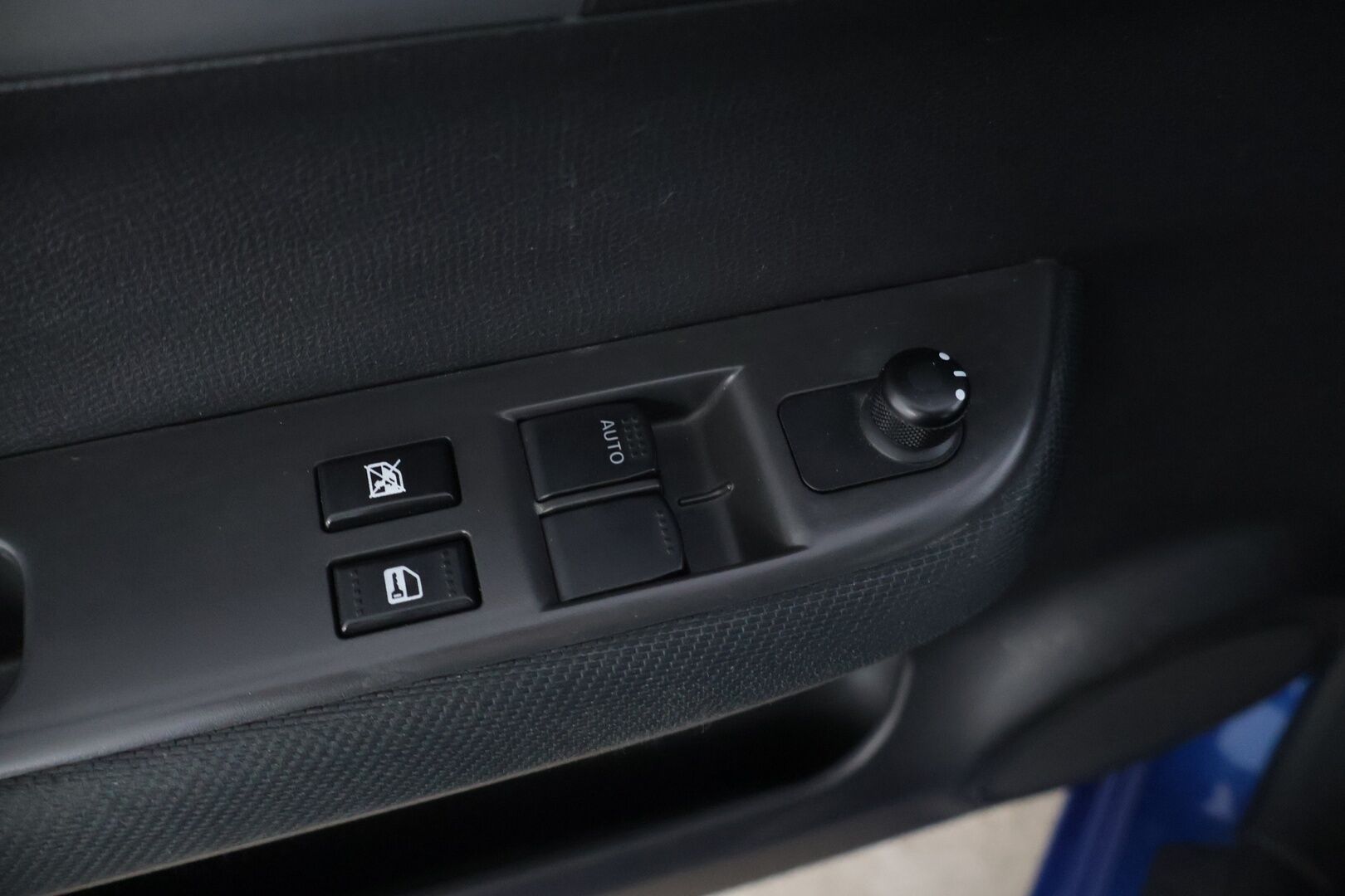 Suzuki Swift 2005 1,3  *YritysOutlet - Myydään vain yrityksille - YritysOutlet - Myydään vain yrityksille* - 2x Renkailla 