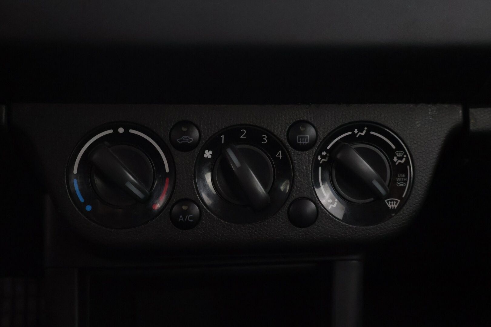 Suzuki Swift 2005 1,3  *YritysOutlet - Myydään vain yrityksille - YritysOutlet - Myydään vain yrityksille* - 2x Renkailla 