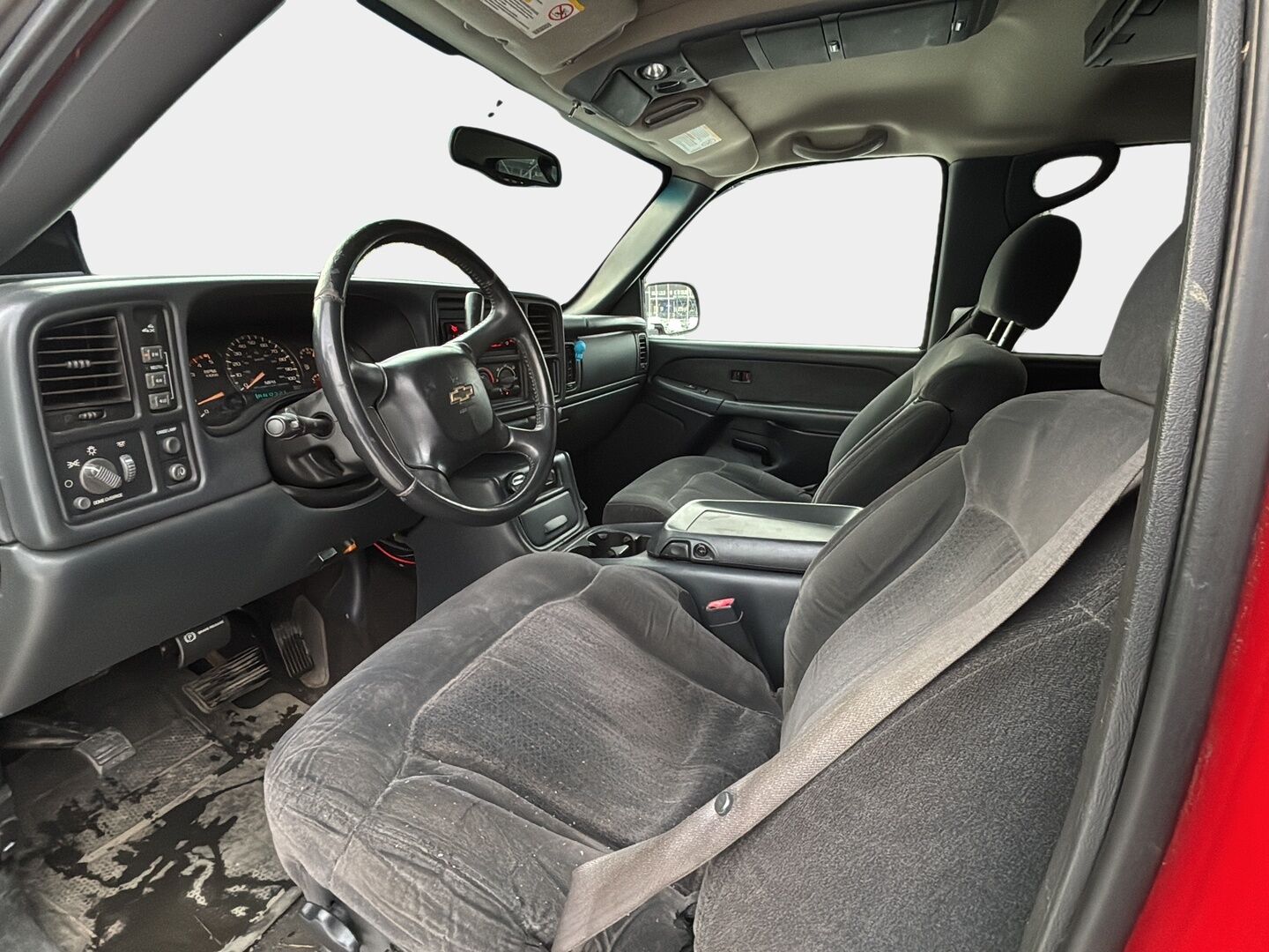 Chevrolet Silverado 2002 SILVERADO 2500 4X4-K25743/390 - YritysOutlet - Myydään vain yrityksille - Katsastettu 12/25 / 2x renkaat ja vanteet / Lavakate / Lisävalo / Special Rekkari