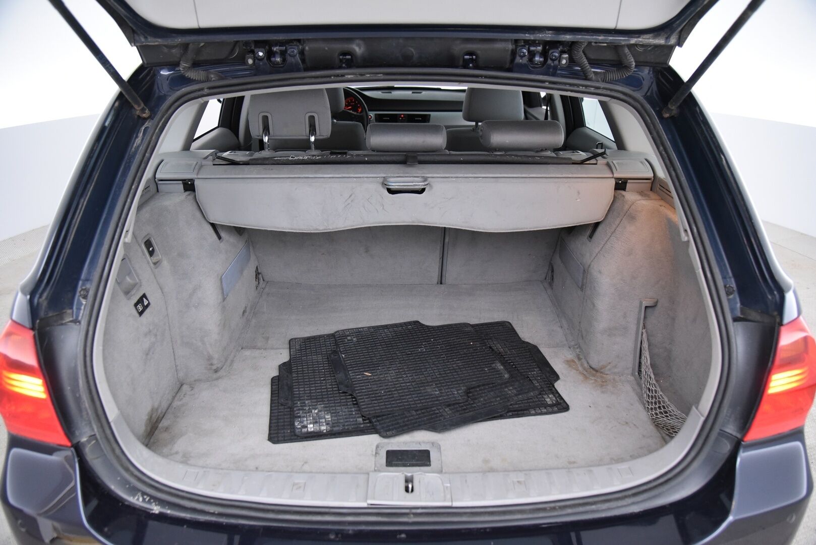 BMW 325 2005 5D 325I TOURING AUTOMATIC-VS11/276 / Myydään Huutokaupat.com:issa! - Myydään huutokaupat.com:issa!