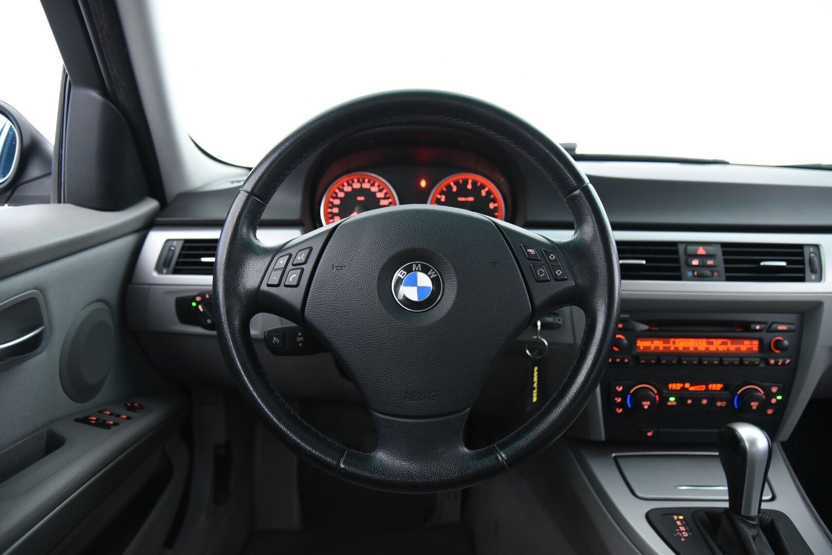 BMW 325 2005 5D 325I TOURING AUTOMATIC-VS11/276 / Myydään Huutokaupat.com:issa! - Myydään huutokaupat.com:issa!