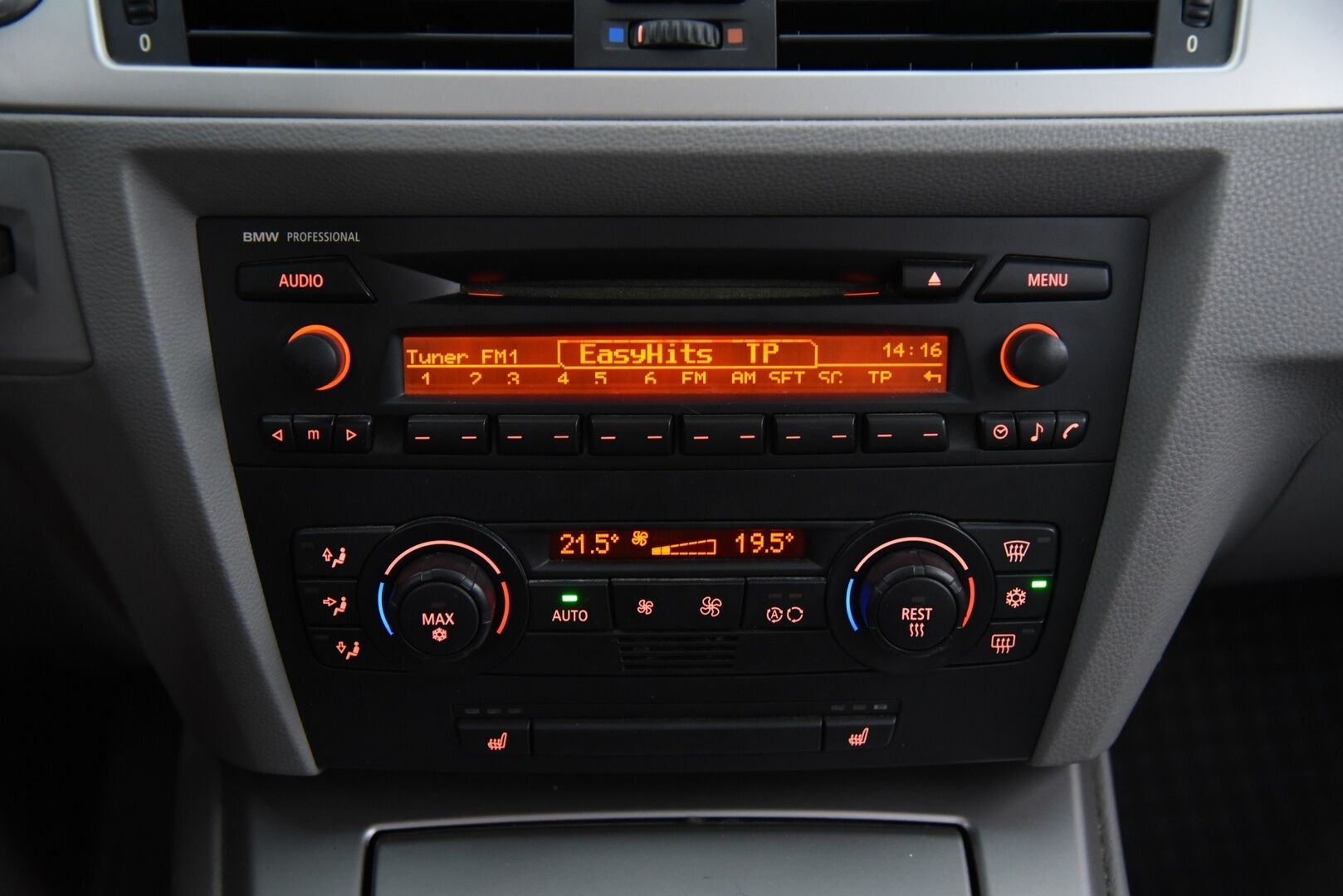 BMW 325 2005 5D 325I TOURING AUTOMATIC-VS11/276 / Myydään Huutokaupat.com:issa! - Myydään huutokaupat.com:issa!