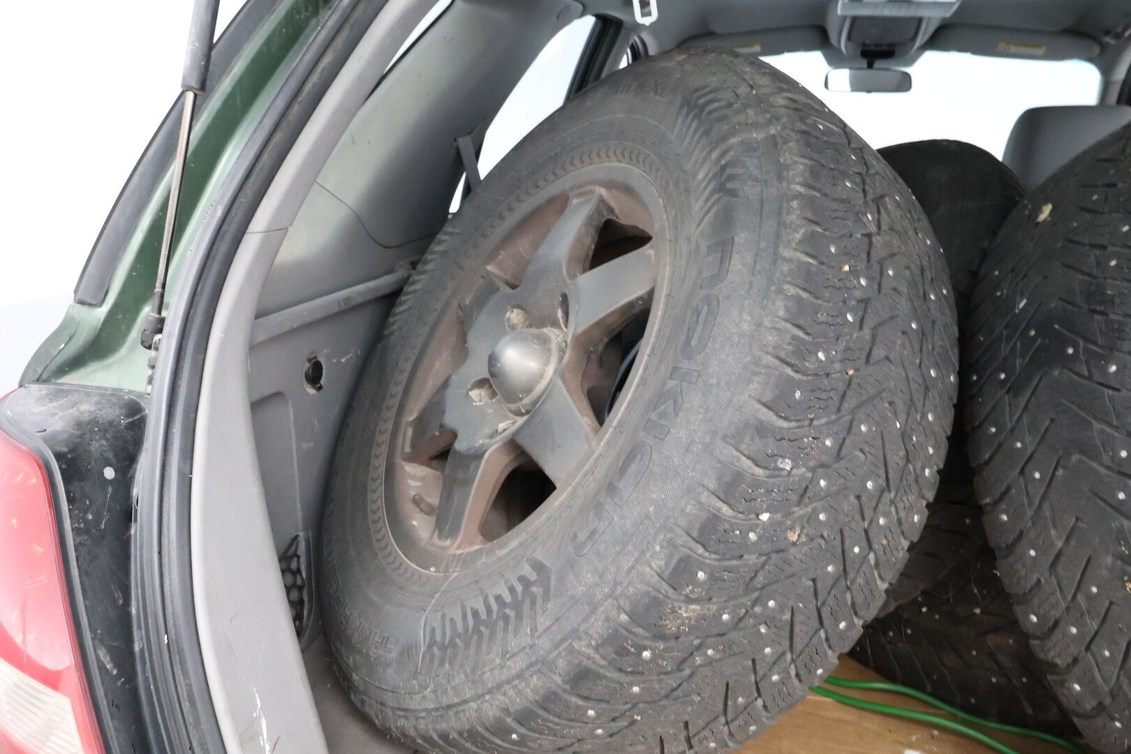 Kia Sorento 2007 2,4 EX Pro-S Business – Tämä auto myydään YritysOutlet -valikoimasta vain yritykselle - – Tämä auto myydään YritysOutlet -valikoimasta vain yritykselle - Osta nyt, maksa vasta ensi vuonna