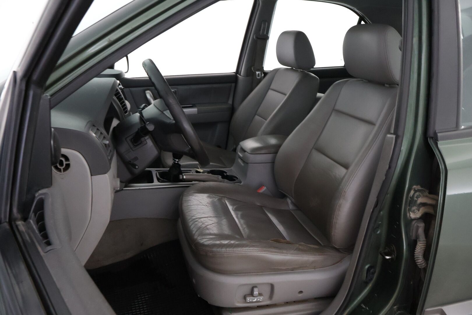 Kia Sorento 2007 2,4 EX Pro-S Business – Tämä auto myydään YritysOutlet -valikoimasta vain yritykselle - – Tämä auto myydään YritysOutlet -valikoimasta vain yritykselle - Osta nyt, maksa vasta ensi vuonna