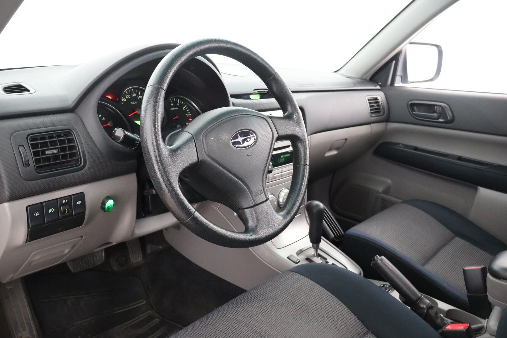 Subaru Forester 2006 2,0 X UL AT / YritysOutlet - Myydään vain yrityksille / - Tulossa myyntiin!