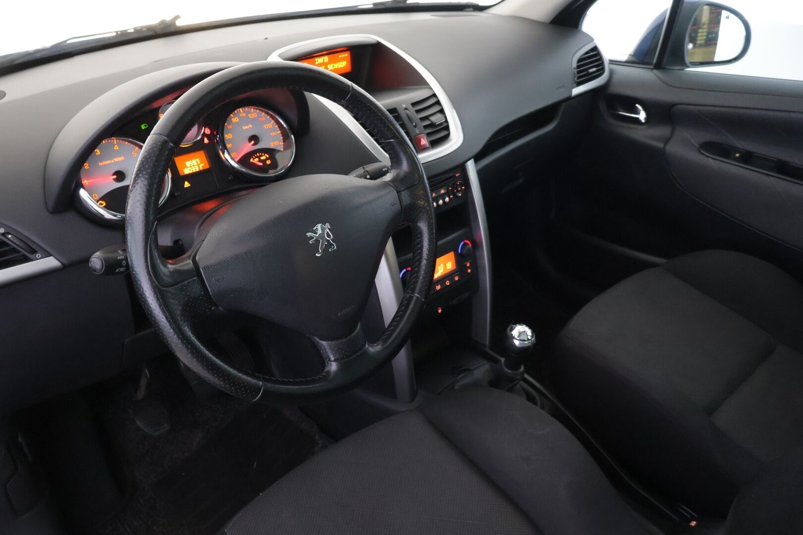 Peugeot 207 2007 5D 207 WAGON 1.6I * YritysOutlet - Myydään vain yrityksille *