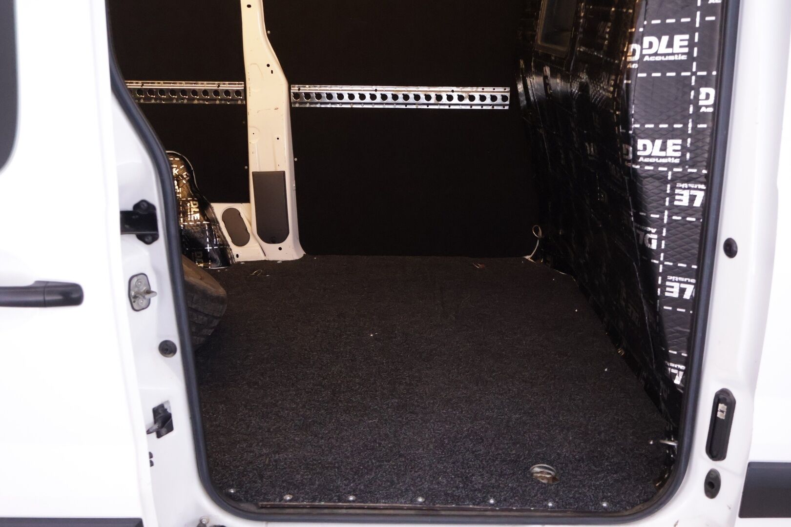 Citroen JUMPY 2008 2,0 20 HDi 120 L1H1 - YritysOutlet - Myydään vain yrityksille - Webasto / Kahdet renkaat / Koukku!