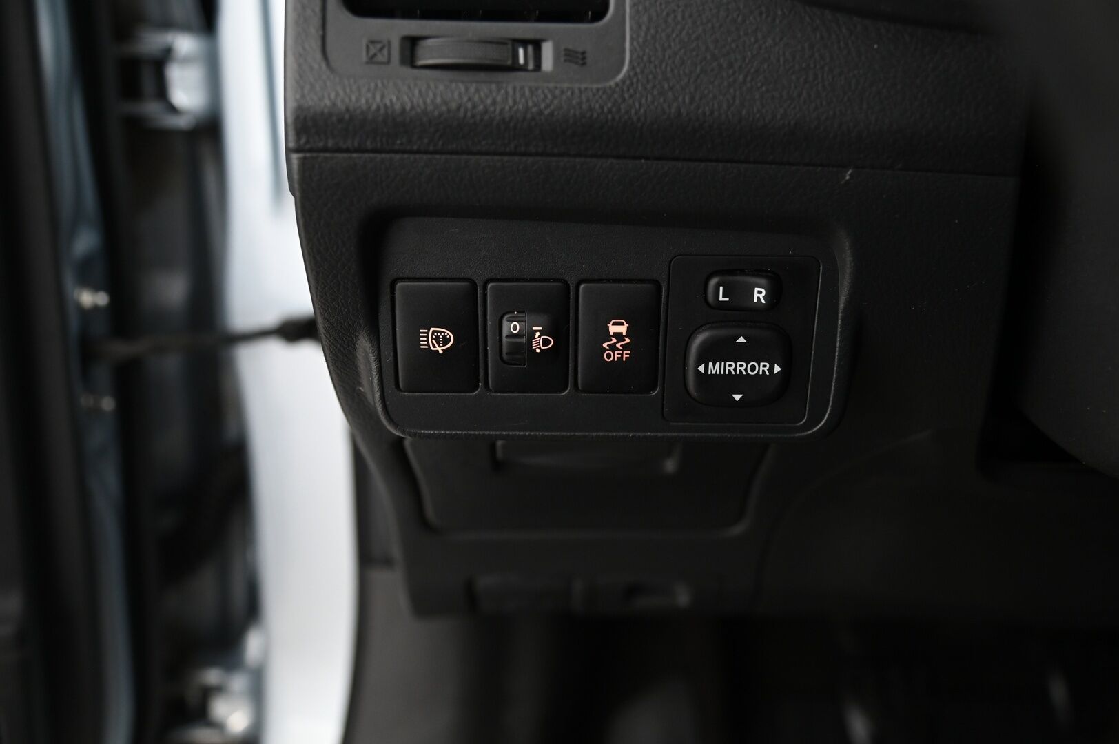 Toyota Corolla 2009 1,6 Dual VVT-i * Lohkolämmitin / 2 Renkaat / Juuri huollettu * - Juuri huollettu Toyota maltillisilla kilometreillä!