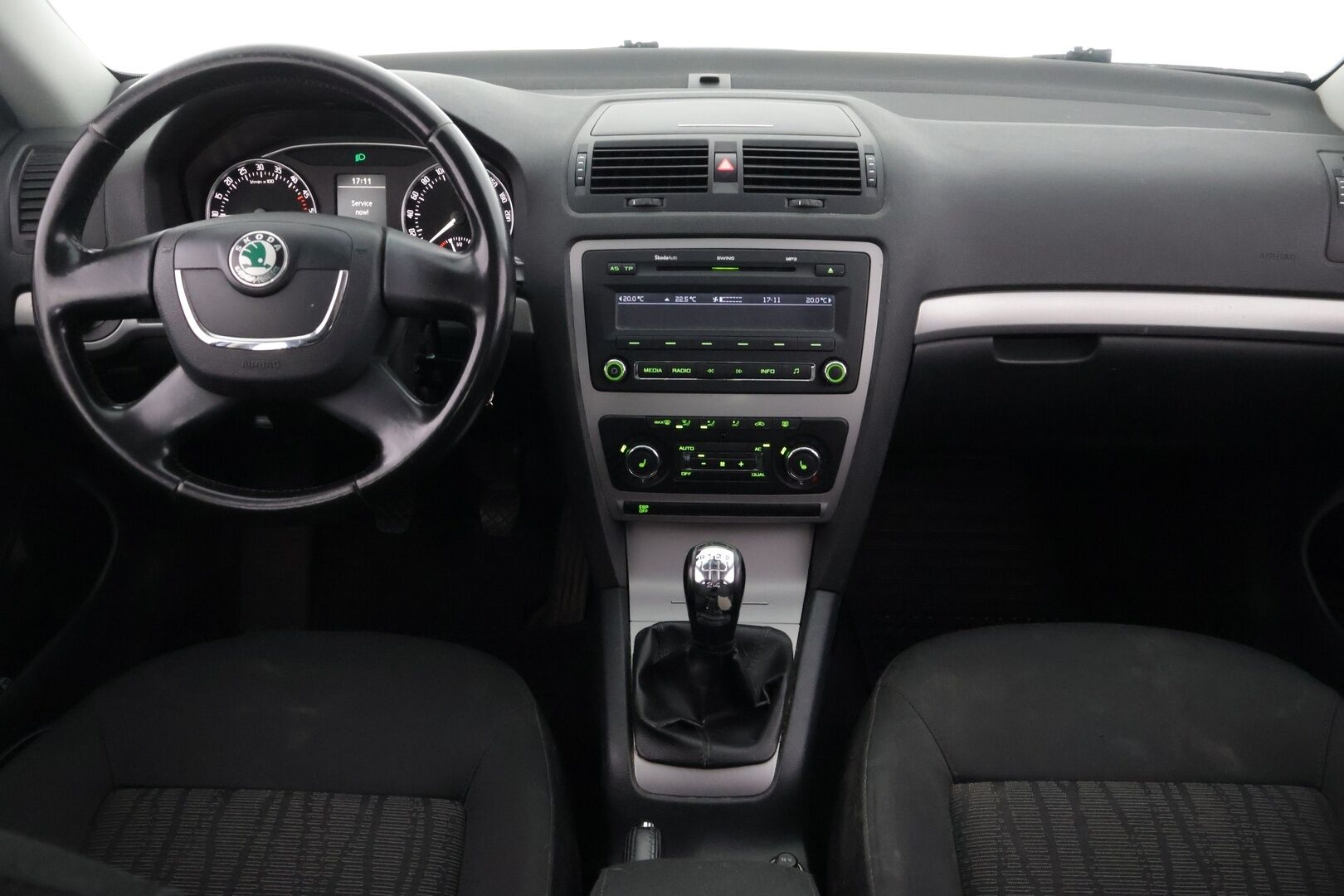 Skoda Octavia 2009 1,9 TDI Elegance - ** Tämä myydään huutokaupat.comissa