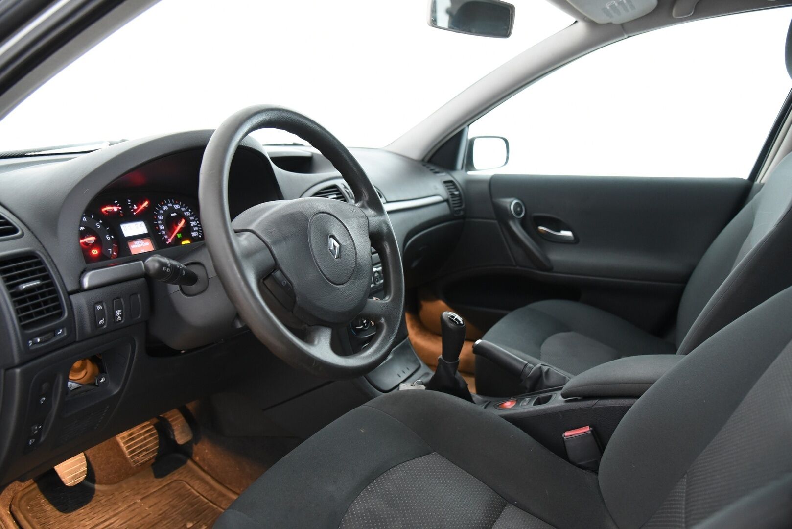 Renault Laguna 2007 5D LAGUNA BREAK 1.6 / Myydään huutokaupat.com:issa! - Myydään Huutokaupat.com:issa