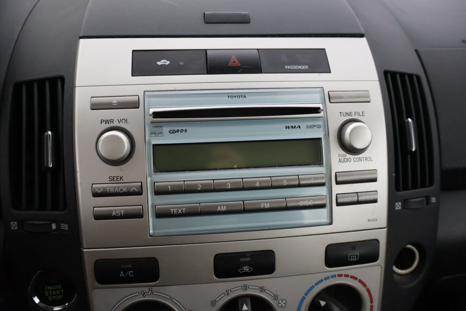 Toyota Corolla Verso 2009 1,6 VVT-i Linea Terra * Koukku / Ilmastointi / Lohko+sisäpistoke * - Todella hyvät huollot! / 2-om Suomi-Auto / 2x Renkaat