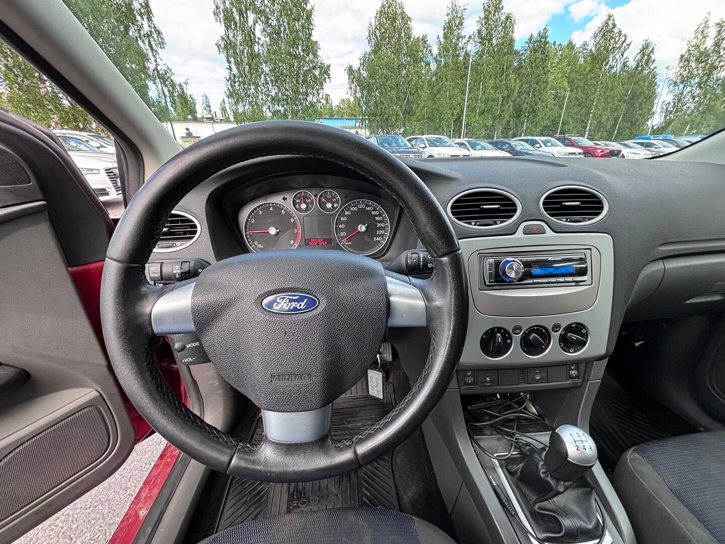 Ford Focus 2007 5D FOCUS STW 1.6VCT-DA3/264 - YritysOutlet - Myydään vain yrityksille - | Juuri katsastettu! | Todella kattavat huollot | 2x renkaat ja vanteet |