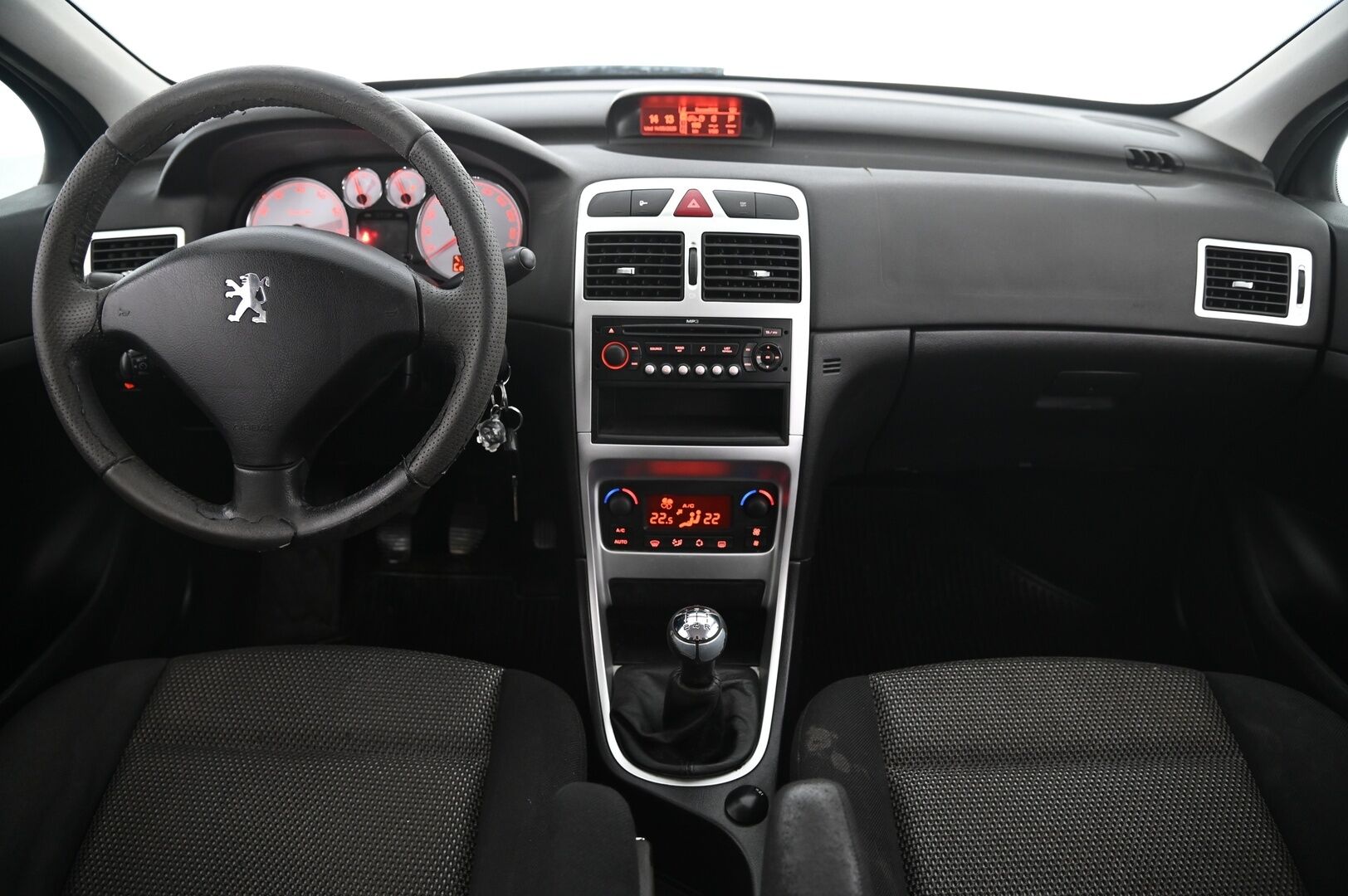 Peugeot 307 2007 *Myydään Huutokaupat.com*