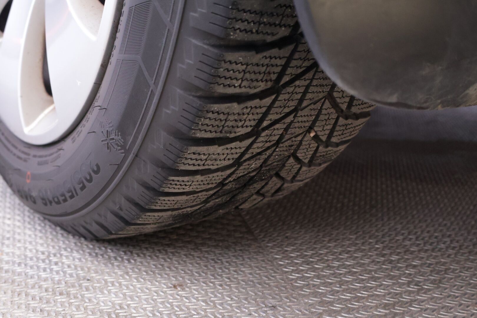 Skoda Superb 2009 1,9 TDI DPF GreenLine - YritysOutlet - Myydään vain yrityksille - – Tämä auto myydään YritysOutlet -valikoimasta vain yritykselle - Osta nyt, maksa vasta ensi vuonna