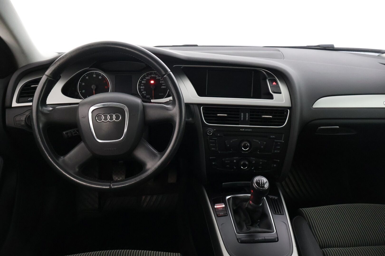 Audi A4 2009 Avant 2,0 TFSI quattro 100V - * Myydään Huutokaupat.comissa! *