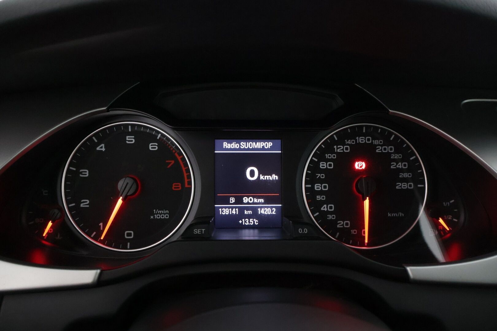 Audi A4 2009 Avant 2,0 TFSI quattro 100V - * Myydään Huutokaupat.comissa! *