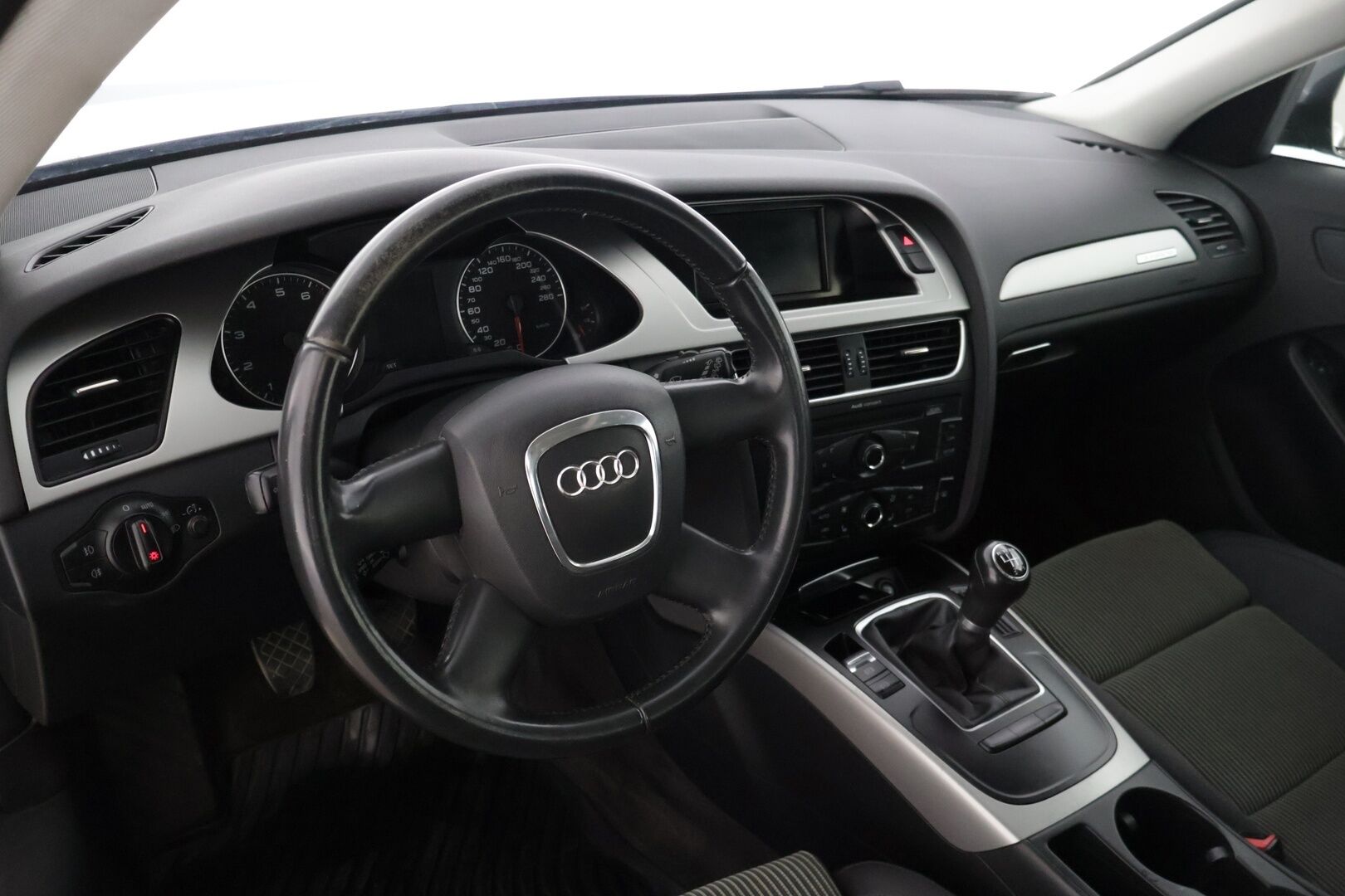 Audi A4 2009 Avant 2,0 TFSI quattro 100V - * Myydään Huutokaupat.comissa! *