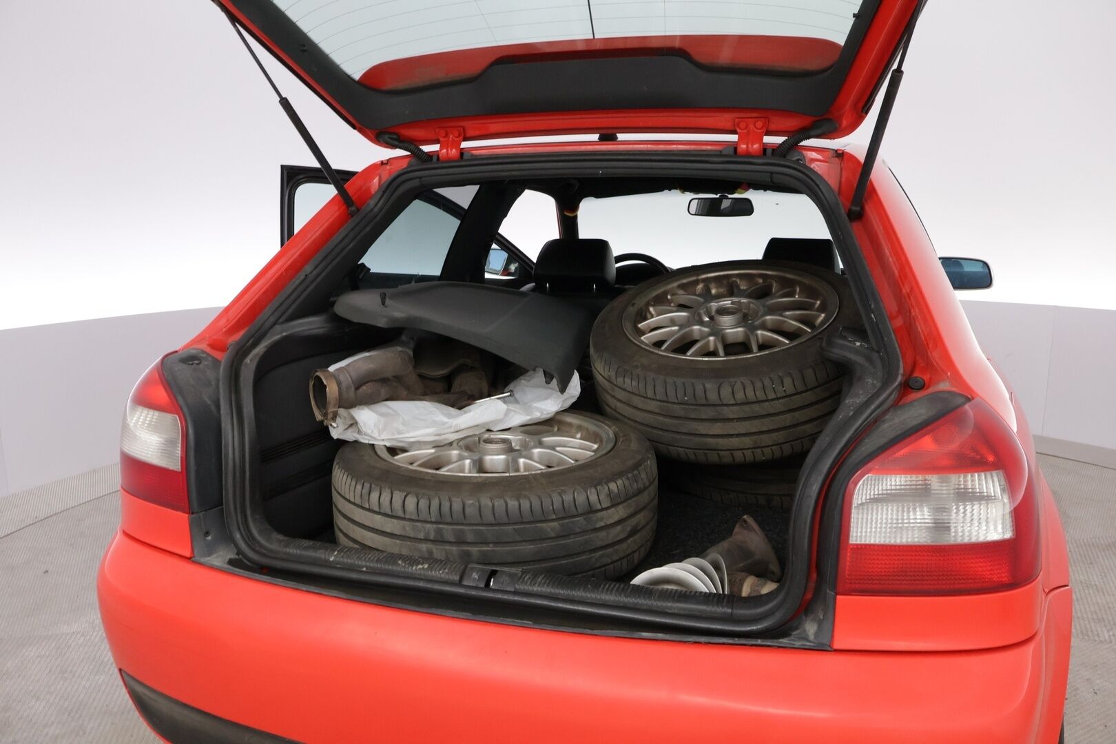 Audi S3 2001 - YritysOutlet - Myydään vain yrityksille - - YritysOutlet - Myydään vain yrityksille