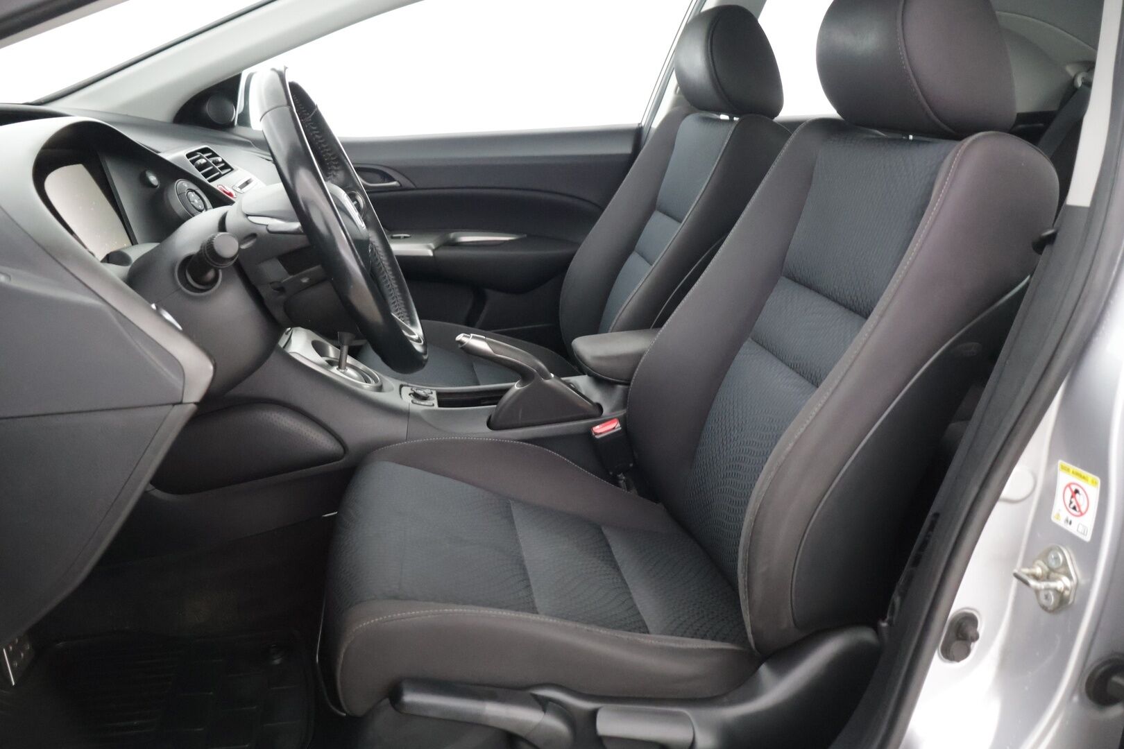 Honda Civic 2010 1.4i Sport 5-ov** YritysOutlet - Myydään vain yrityksille - Irrotettava vetokoukku / 2 renkaat *