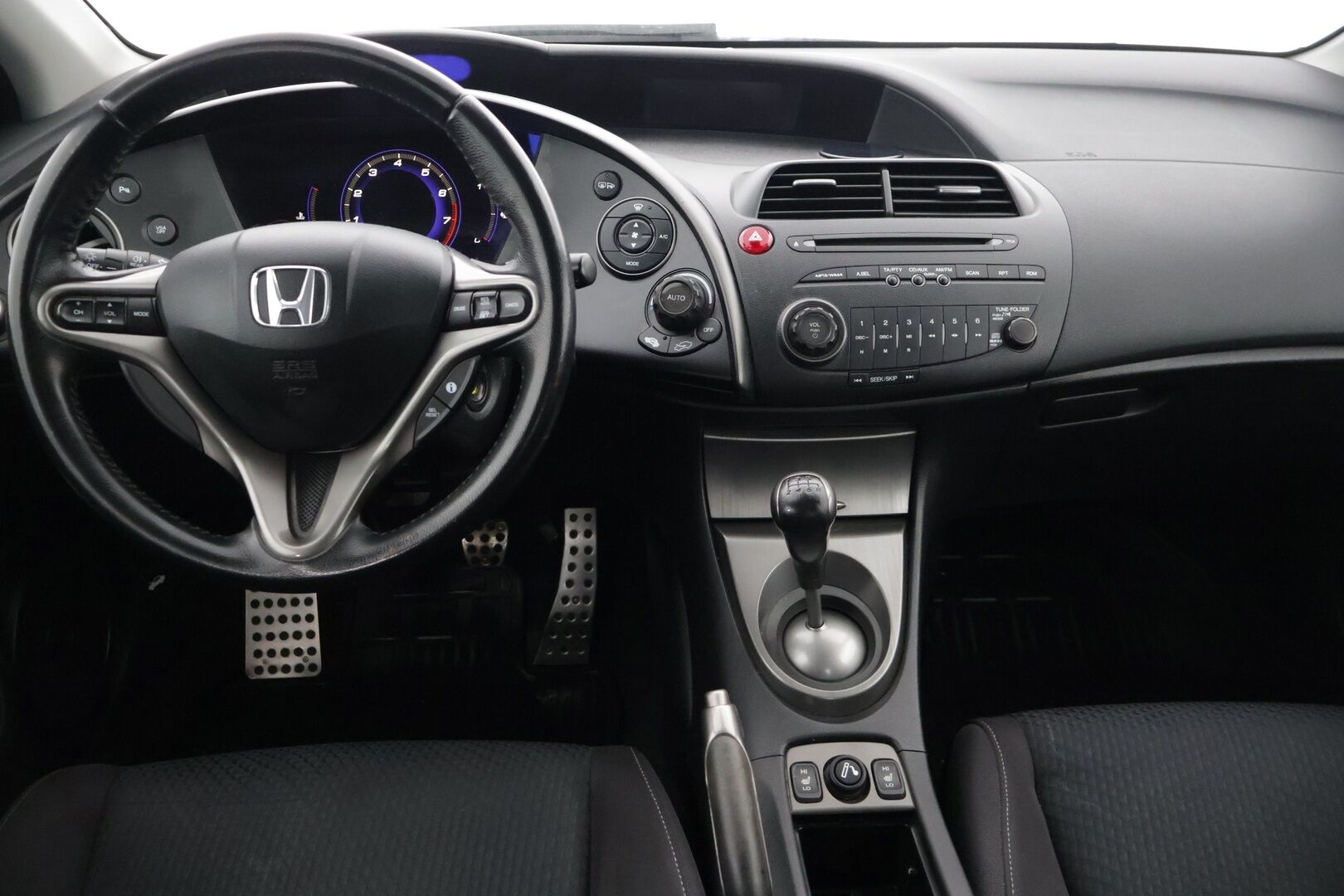 Honda Civic 2010 1.4i Sport 5-ov** YritysOutlet - Myydään vain yrityksille - Irrotettava vetokoukku / 2 renkaat *
