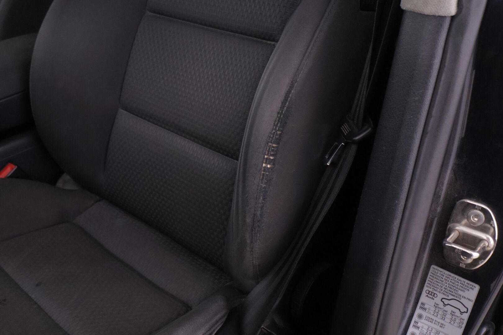 Audi A6 2010 Sedan 2,0 TFSI - Myydään Huutokaupat.com - | Sporttipenkit | Vakkari | Lohko | S.Pistoke | 