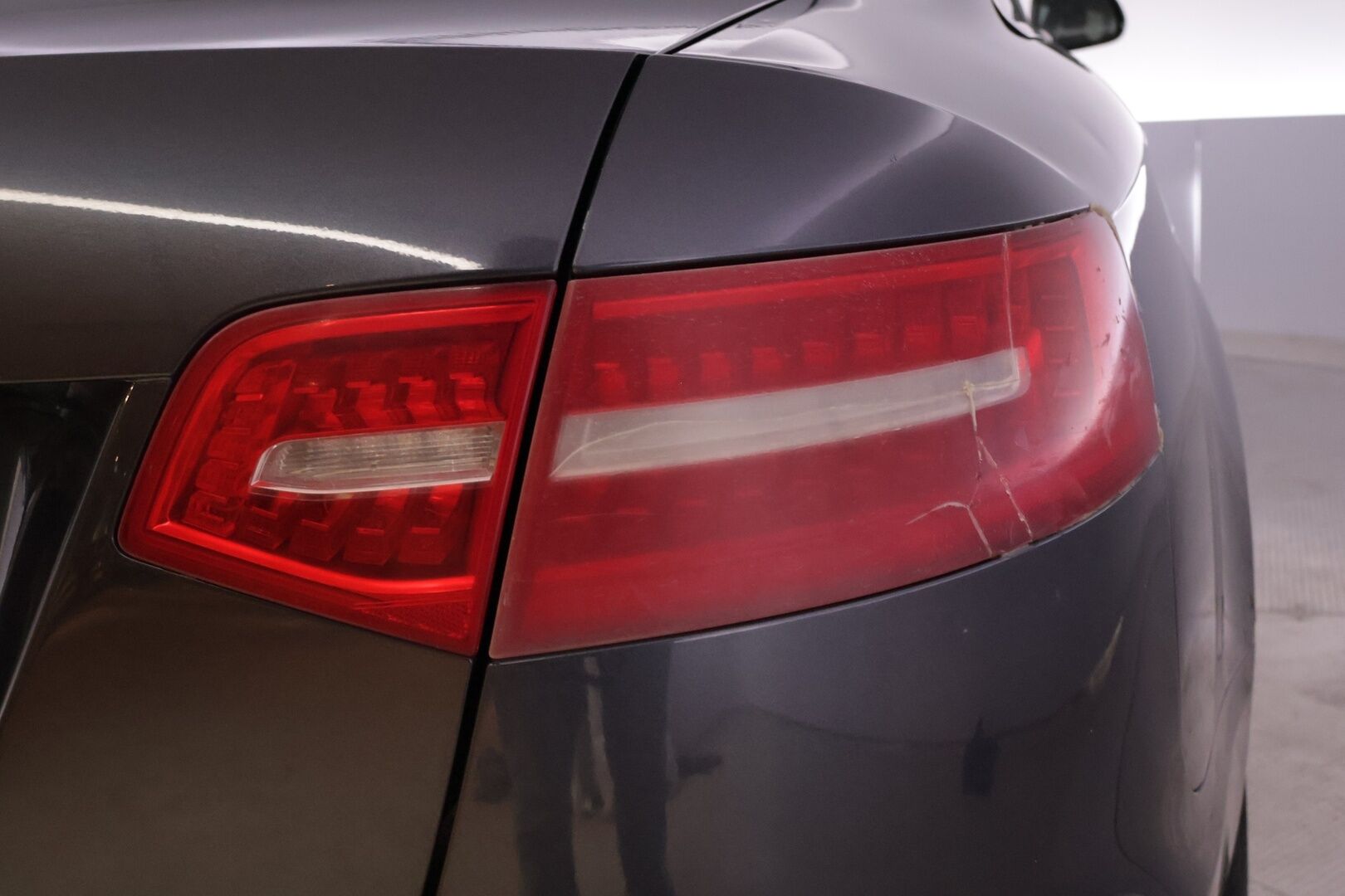 Audi A6 2010 Sedan 2,0 TFSI - Myydään Huutokaupat.com - | Sporttipenkit | Vakkari | Lohko | S.Pistoke | 