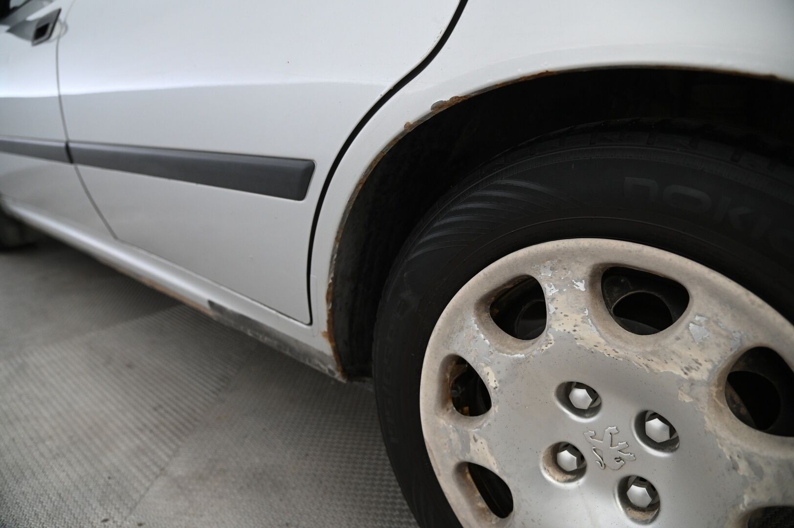 Peugeot 406 1999 4D 406 SEDAN 2.0 TURBO HDI-8BRHYE/270  *YritysOutlet - Myydään vain yrityksille* - *YritysOutlet - Myydään vain yrityksille* Leima mennyt umpeen 23.6.2025