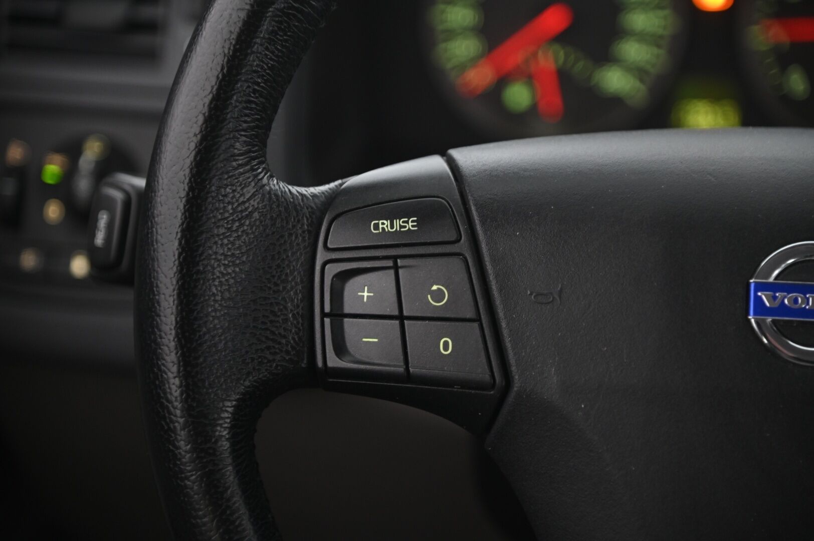 Volvo V50 2006 5D 1.8