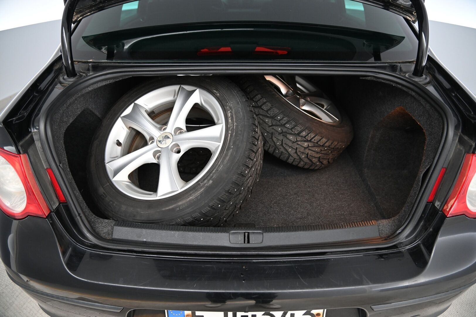 Volkswagen Passat 2008 Luxline 1,9 TDI PowerDiesel 77 kW*Myydään Huutokaupat.com*