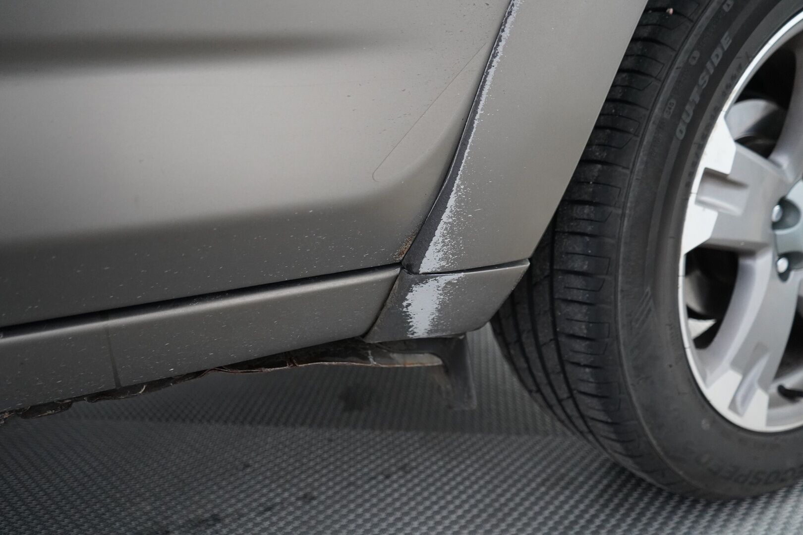 Toyota RAV4 2009 * MYYDÄÄN HUUTOKAUPAT.COM *