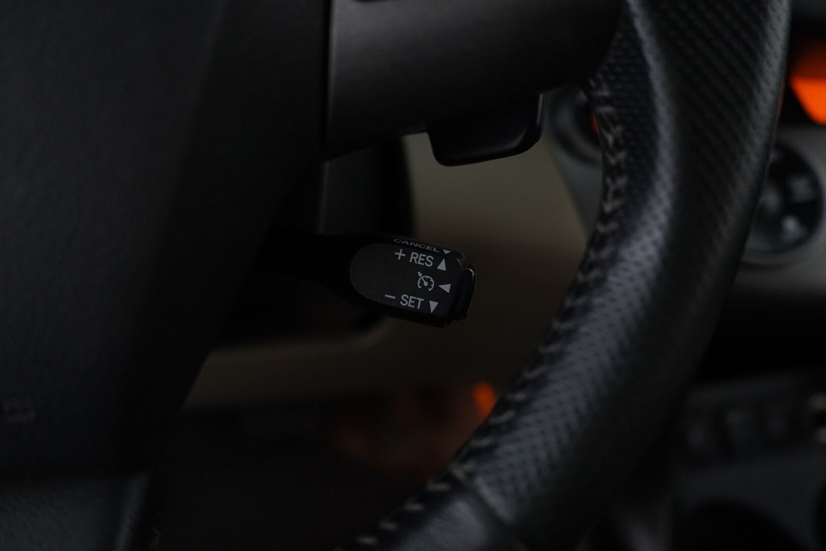 Toyota RAV4 2009 * MYYDÄÄN HUUTOKAUPAT.COM *