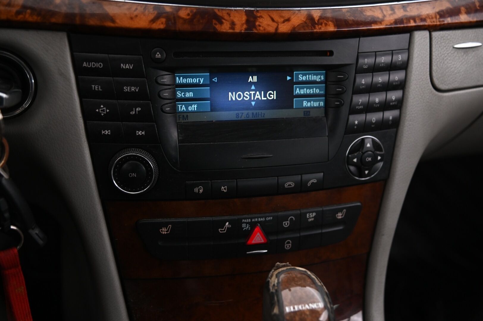 Mercedes-Benz E 2005 270 CDI Sedan * MYYDÄÄN HUUTOKAUPAT.COM * - MYYDÄÄN HUUTOKAUPAT.COM