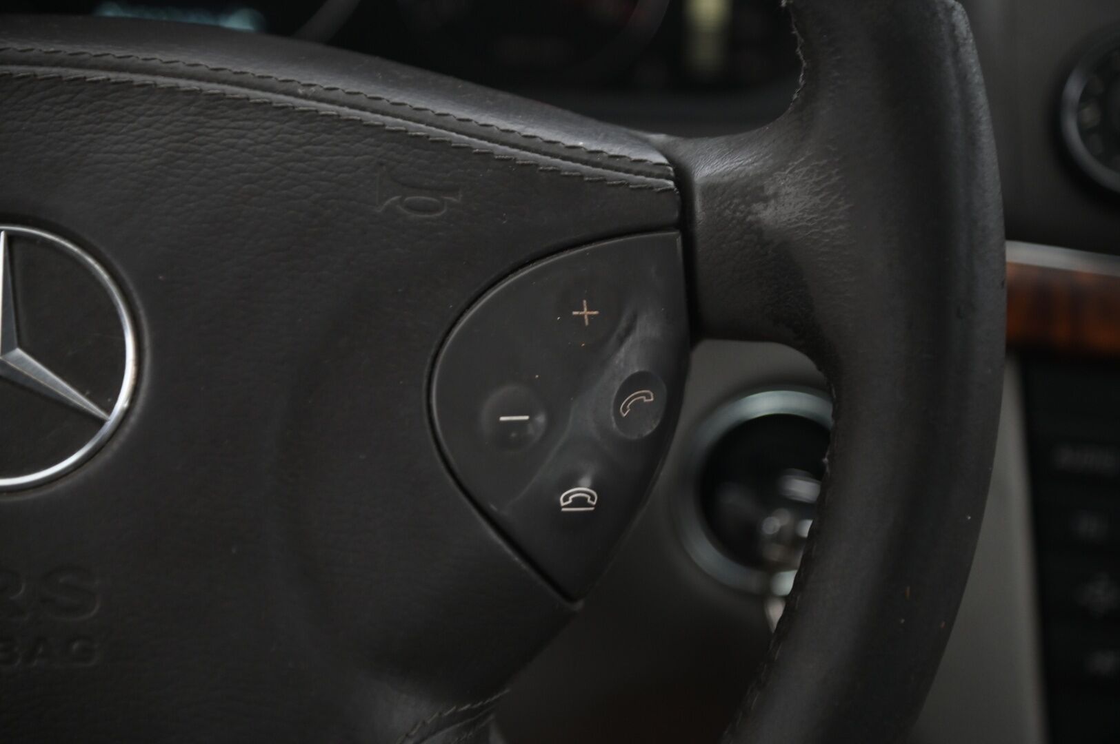 Mercedes-Benz E 2005 270 CDI Sedan * MYYDÄÄN HUUTOKAUPAT.COM * - MYYDÄÄN HUUTOKAUPAT.COM