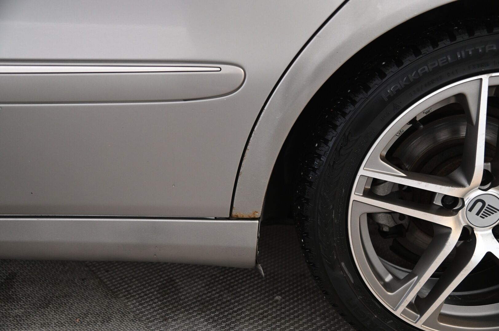 Mercedes-Benz E 2005 270 CDI Sedan * MYYDÄÄN HUUTOKAUPAT.COM * - MYYDÄÄN HUUTOKAUPAT.COM