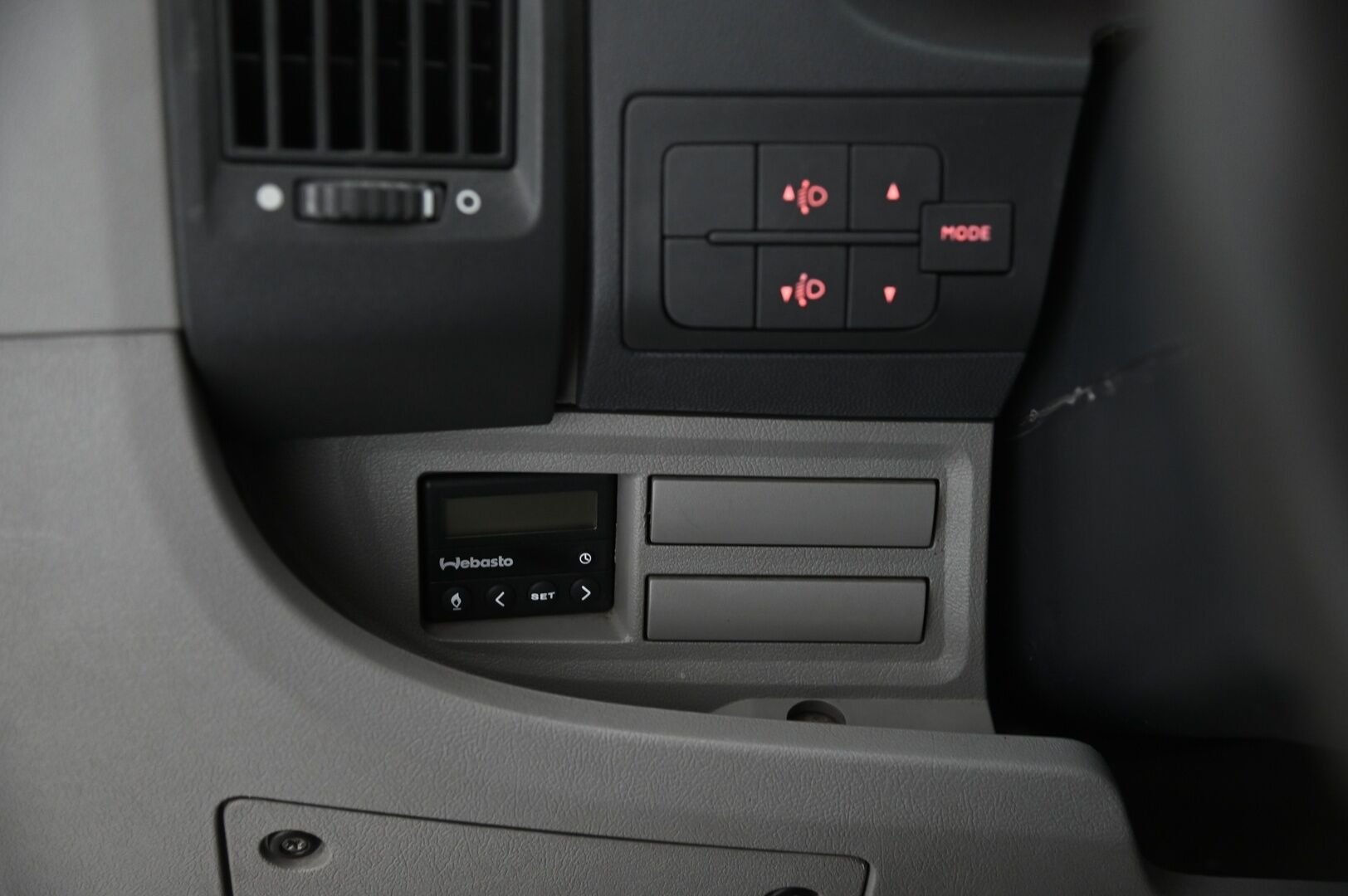 Citroen Jumper 2011 HDi 100 33 L2H1 *YritysOutlet-myydään vain yrityksille / Suomi-Auto / P-Kamera / Android / 2X renkaat - *YritysOutlet-myydään vain yrityksille / Webasto / Koukku*