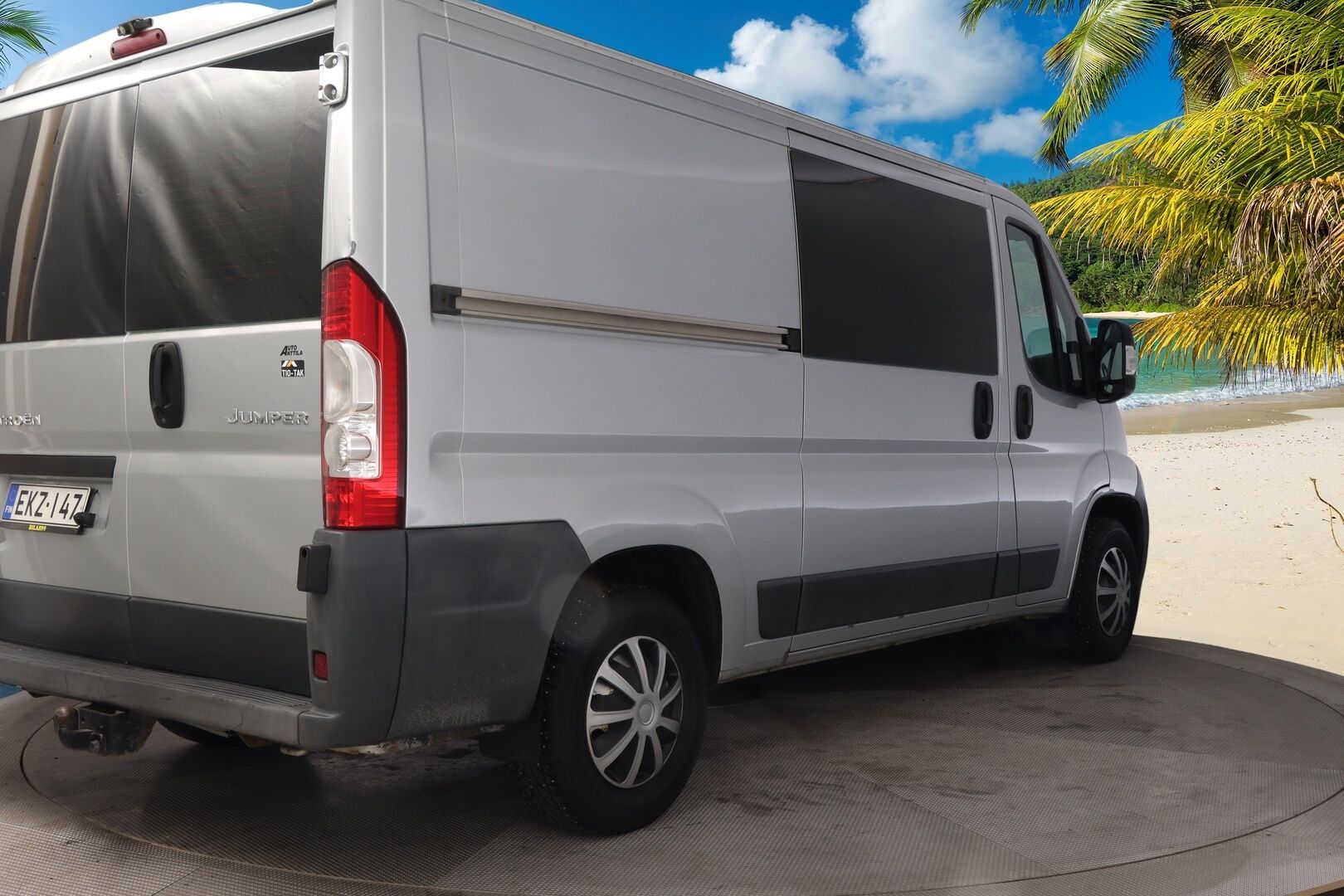 Citroen Jumper 2011 HDi 100 33 L2H1 *YritysOutlet-myydään vain yrityksille / Suomi-Auto / P-Kamera / Android / 2X renkaat - *YritysOutlet-myydään vain yrityksille / Webasto / Koukku*