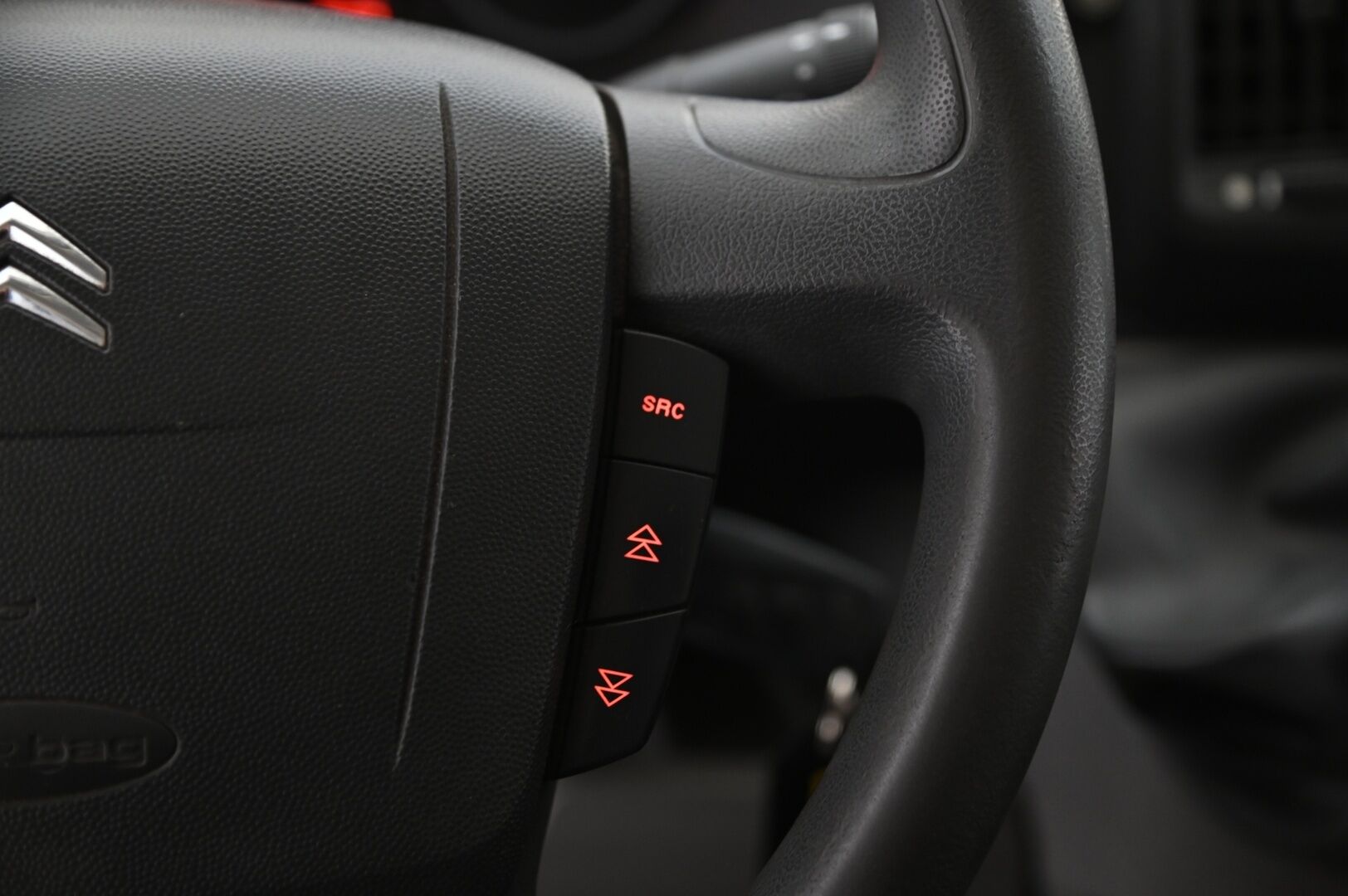 Citroen Jumper 2011 HDi 100 33 L2H1 *YritysOutlet-myydään vain yrityksille / Suomi-Auto / P-Kamera / Android / 2X renkaat - *YritysOutlet-myydään vain yrityksille / Webasto / Koukku*