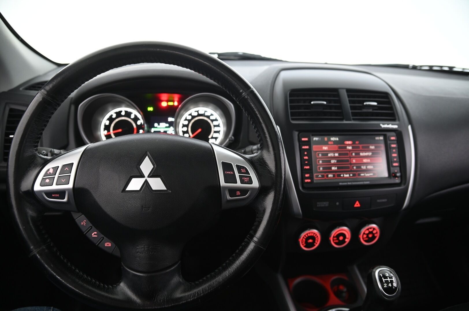 Mitsubishi ASX 2010 1,6 Instyle NAVI *MYYDÄÄN HUUTOKAUPAT.COM* - MYYDÄÄN HUUTOKAUPAT.COM 