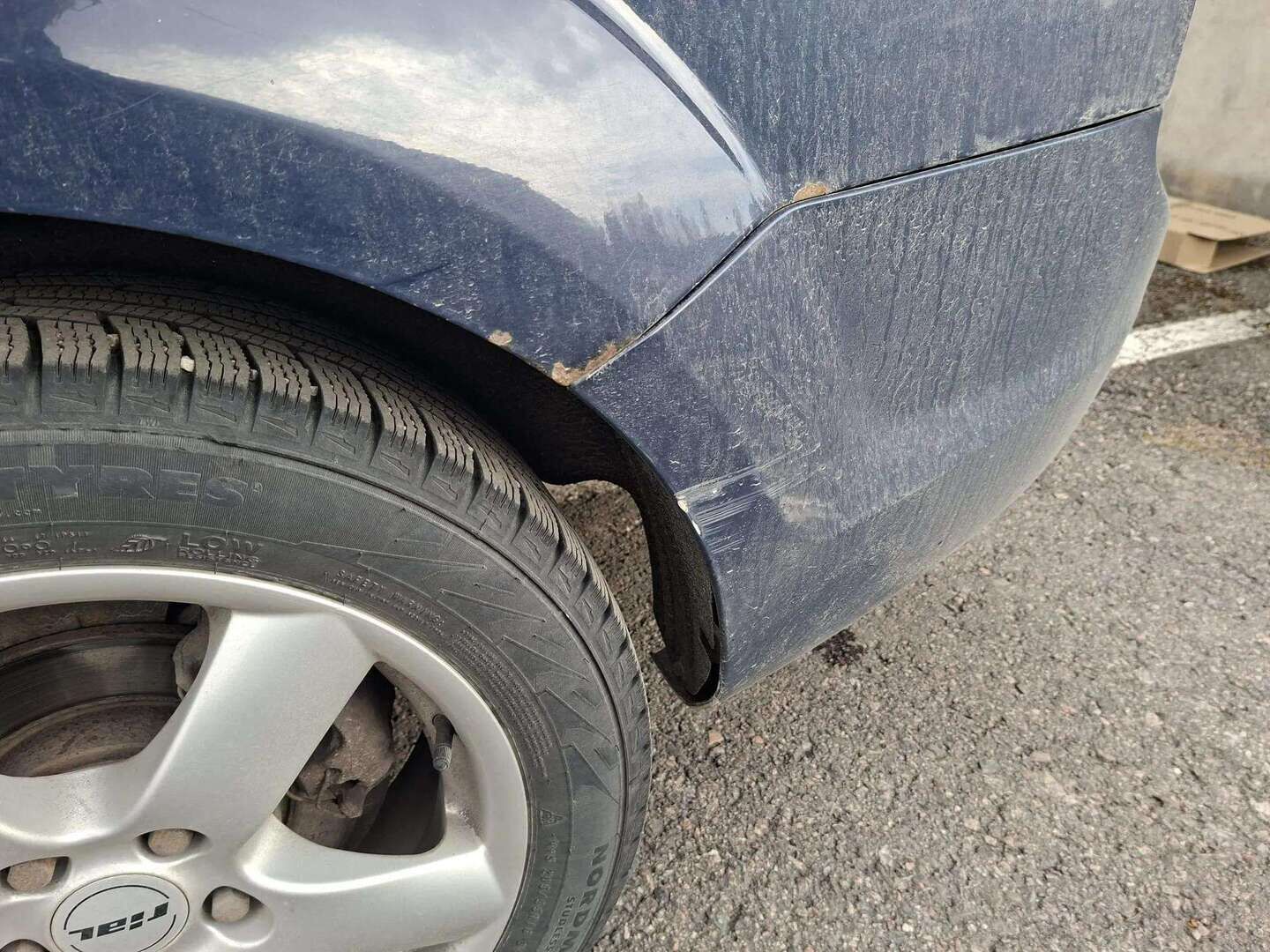 Ford Focus 2010 1,6 100 hv Trend Design M5 Wagon - YritysOutlet - Myydään vain yrityksille - *YritysOutlet - Myydään vain yrityksille - 2x renkaat / Lohkolämmitin sisäpistokkeella / Automaattinen ilmastointi