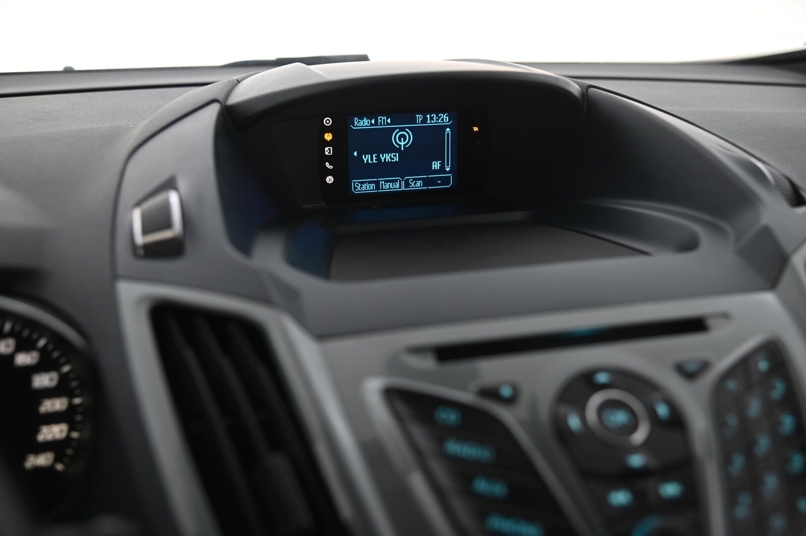 Ford Grand C-Max 2011 1,6 TDCi 115 hv Titanium M6 5-ovinen *Myydään  Huutokaupat.com* - *7-P / BT / Koukku / 2x Alut*