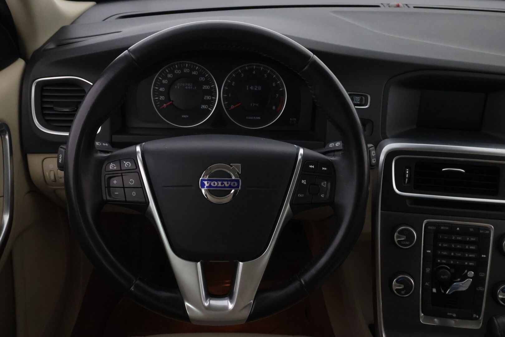 Volvo V60 2011 T4 Momentum Business - YritysOutlet - Myydään vain yrityksille