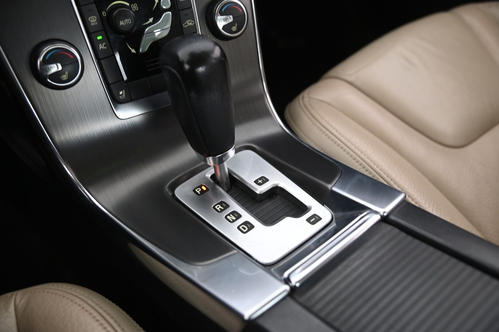 Volvo S60 2011 D3 Summum Business aut * MYYDÄÄN HUUTOKAUPPA.COM * - MYYDÄÄN HUUTOKAUPAT.COM 
