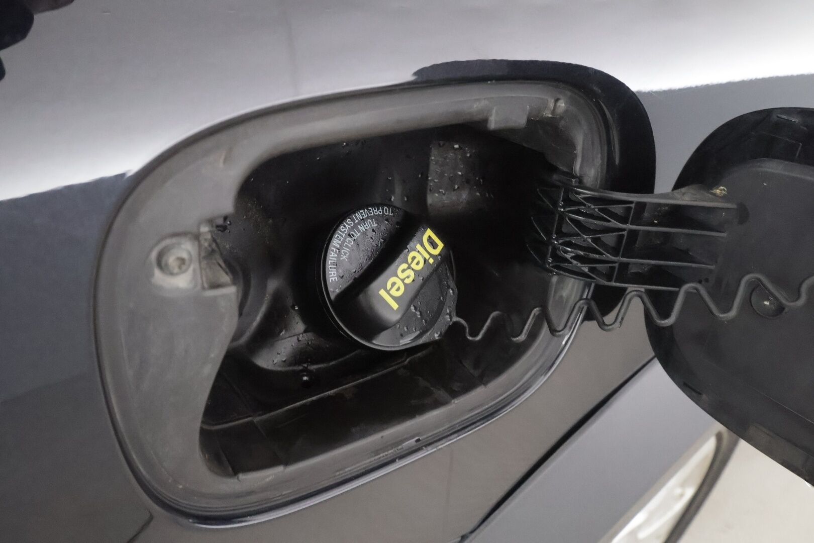 Volvo XC70 2013 D5 AWD Summum aut * Vakkari / Webasto / Koukku / Muistipenkki / Xenon / Blis / P.tutkat / Kattoluukku * - Suomi-auto / Kahdet renkaat - HULLUT AVAJAISHULINAT KORKOTARJOUS 3,29 %